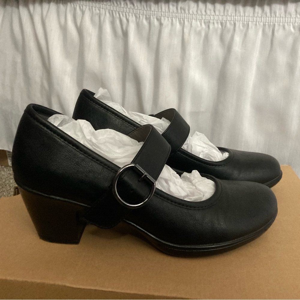 Eurosoft Velma by Sofft Mary Jane Heel Pumps 8